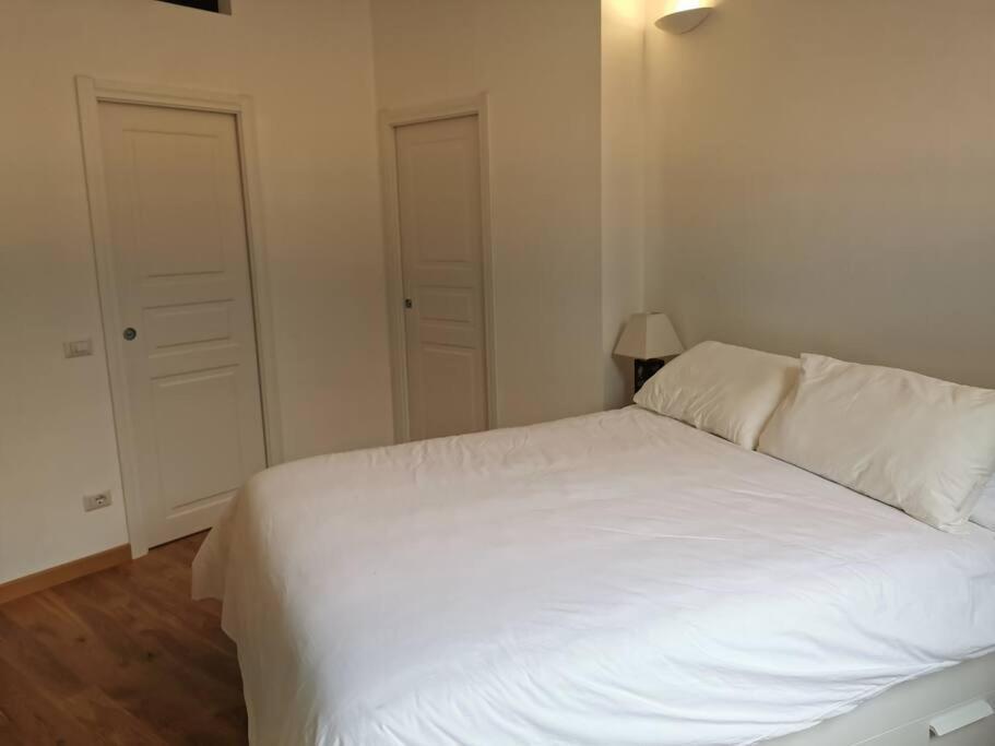 Luxury Apartment - Porta Venezia Милан Экстерьер фото